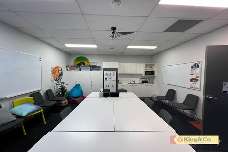 182 Logan Rd, Woolloongabba, QLD 4102