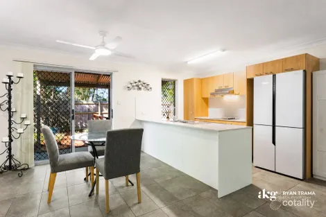 Property photo of 33/104A River Hills Road Eagleby QLD 4207