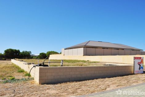 Property photo of 14 Stormking Loop Wandina WA 6530