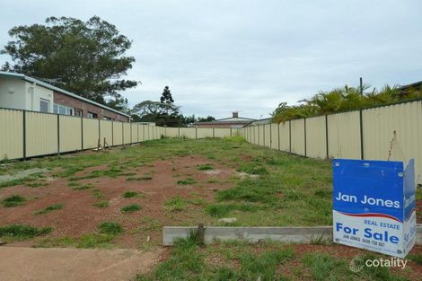 22 Victoria Ave, Woody Point, QLD 4019