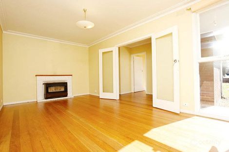 Property photo of 2/376 Waverley Road Mount Waverley VIC 3149