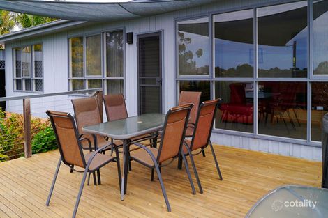Property photo of 18 Banksia Parade Mallacoota VIC 3892