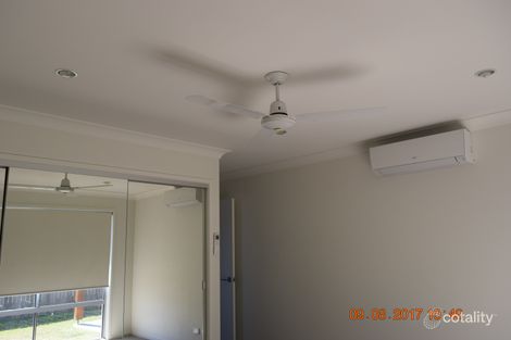 Property photo of 2/8 Pinevale Place Mango Hill QLD 4509