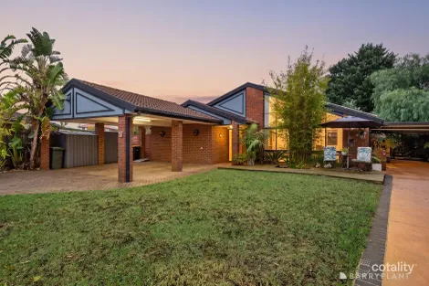 9 Strachan Pl, Melton South, VIC 3338