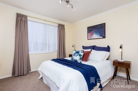 Property photo of 31 Kingfisher Drive Seabrook VIC 3028