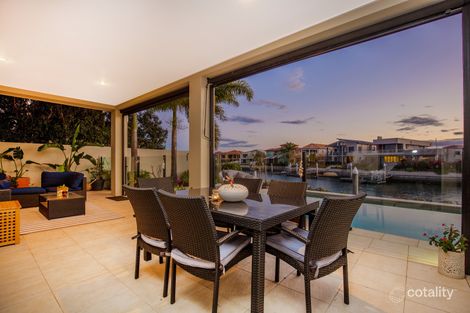 Property photo of 12 Queen Anne Court Paradise Point QLD 4216