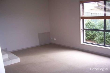 Property photo of 3/9 Parr Place Karabar NSW 2620