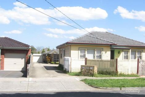 2/153 Rathcown Rd, Reservoir, VIC 3073