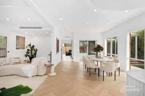 Property photo of 38 Frederick Street Balwyn VIC 3103