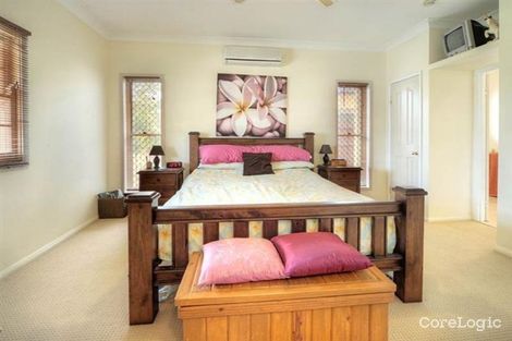 Property photo of 32 Heritage Circuit Springfield Lakes QLD 4300