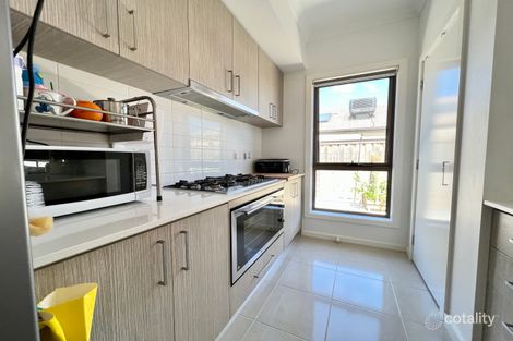 Property photo of 16 Goolwa Road Point Cook VIC 3030