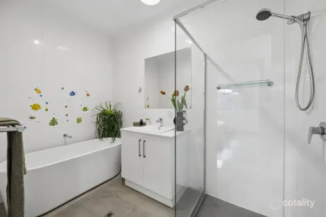 Property photo of 1B Ragless Avenue Park Holme SA 5043