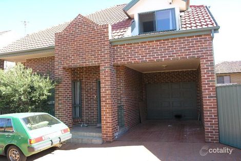 42 Napoleon Rd, Greenacre, NSW 2190