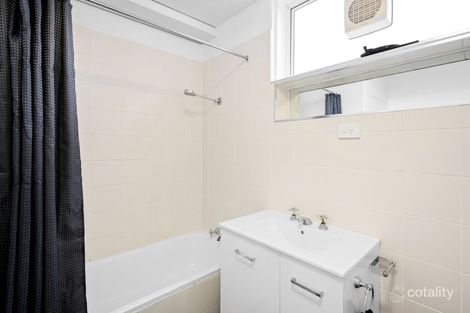 Property photo of 3/35 Hampton Parade West Footscray VIC 3012