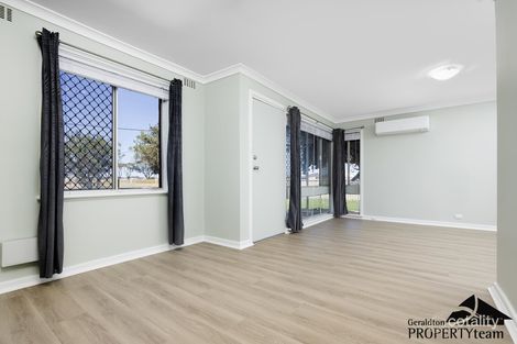 Property photo of 32 Devenish Street Utakarra WA 6530