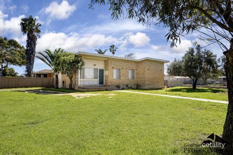Property photo of 32 Devenish Street Utakarra WA 6530