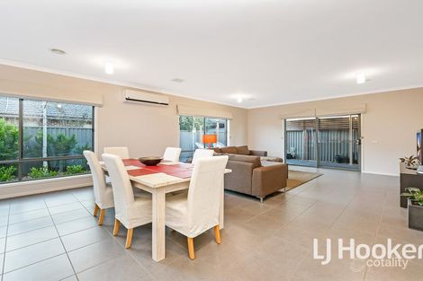 Property photo of 9 Ibis Close Pakenham VIC 3810