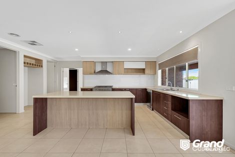 Property photo of 14 Aquitane Drive Cranbourne East VIC 3977