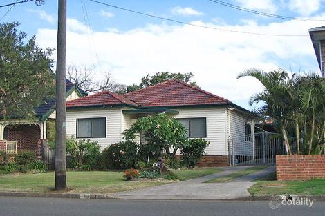 112 Banksia Rd, Greenacre, NSW 2190