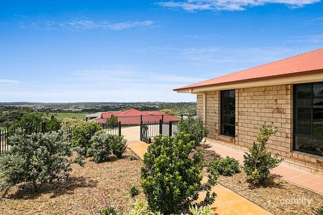 Property photo of 19 McShane Drive Mount Kynoch QLD 4350