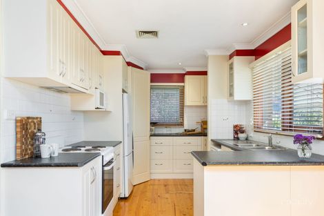 Property photo of 17 Leigh Avenue Kennington VIC 3550