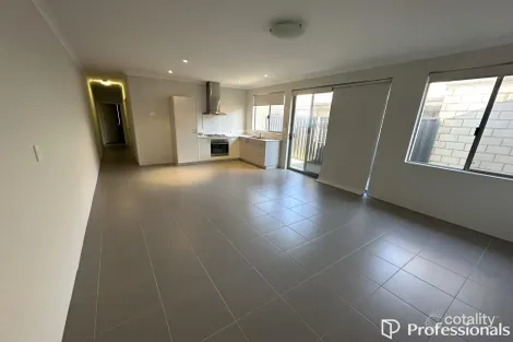 Property photo of 17 Elderflower Street Treeby WA 6164
