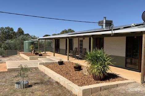 Property photo of 40 Bouverie Road York WA 6302