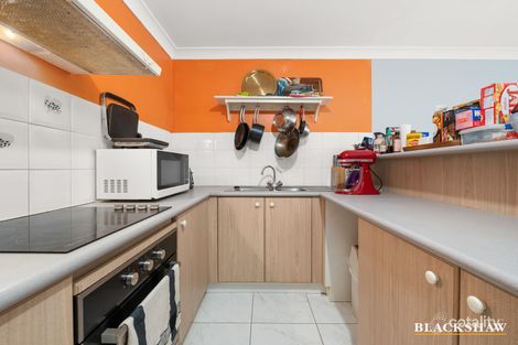 Property photo of 37 Byron Court Phillip ACT 2606