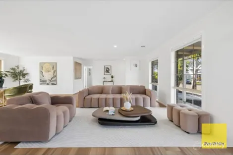 Property photo of 16 Loretta Boulevard Tarneit VIC 3029