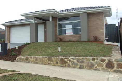 Property photo of 7 Albert Circuit Pakenham VIC 3810