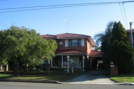 37 Rosebery St, Penshurst, NSW 2222