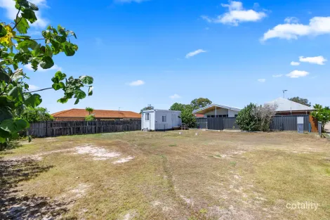 128b Colyton St, Torquay, QLD 4655