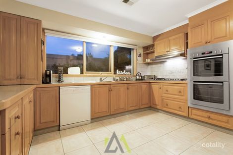 Property photo of 3 Lemnian Court Langwarrin VIC 3910