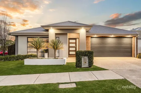 112 COASTSIDE DR, ARMSTRONG CREEK, VIC 3217