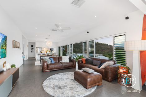 Property photo of 56 Yarrawonga Drive Castle Hill QLD 4810