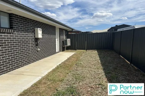 2/27 Evesham Cct, North Tamworth, NSW 2340
