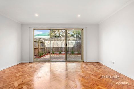 Property photo of 32 Emma Street Seddon VIC 3011