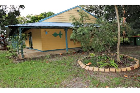 38 James St, Coochiemudlo Island, QLD 4184