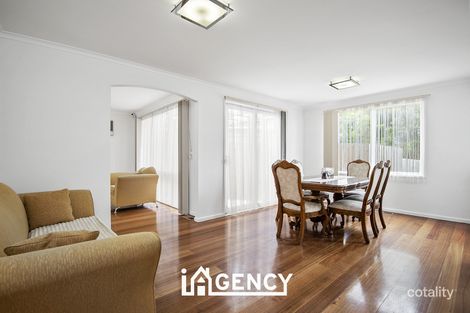 Property photo of 2 Rhus Close Endeavour Hills VIC 3802
