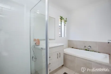 Property photo of 35 Windsor Avenue Yarrabilba QLD 4207