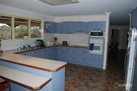 Property photo of 27 Fairway Drive Hatton Vale QLD 4341