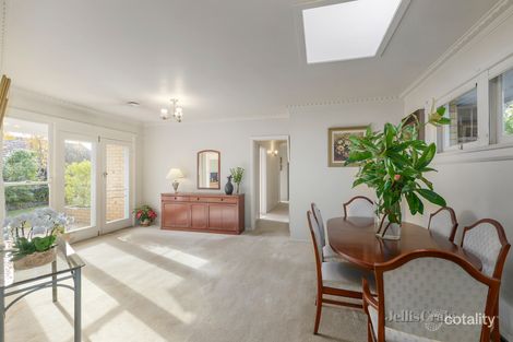 Property photo of 4 Belmont Close Glen Iris VIC 3146