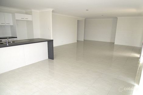 Property photo of 28 Leichhardt Drive Gracemere QLD 4702
