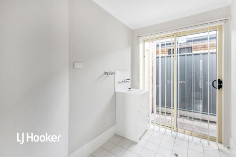 Property photo of 30 Wattlebird Drive Burton SA 5110
