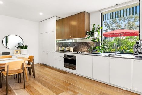 Property photo of 102/33 Crisp Street Hampton VIC 3188