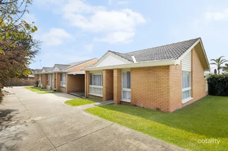 1/8 Seaview Pde, Dromana, VIC 3936