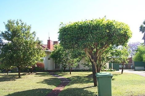 86 Roberts St, Bayswater, WA 6053