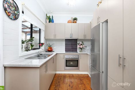 Property photo of 13 Denise Street Lake Heights NSW 2502