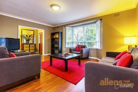 Property photo of 22 Ranfurlie Drive Glen Waverley VIC 3150