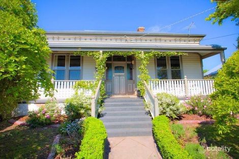 614 Neill St, Soldiers Hill, VIC 3350